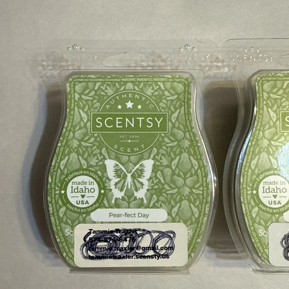 Lot of 2 Scentsy Wax Bar Melts Pear-fect Day Scent Retired NEW‎